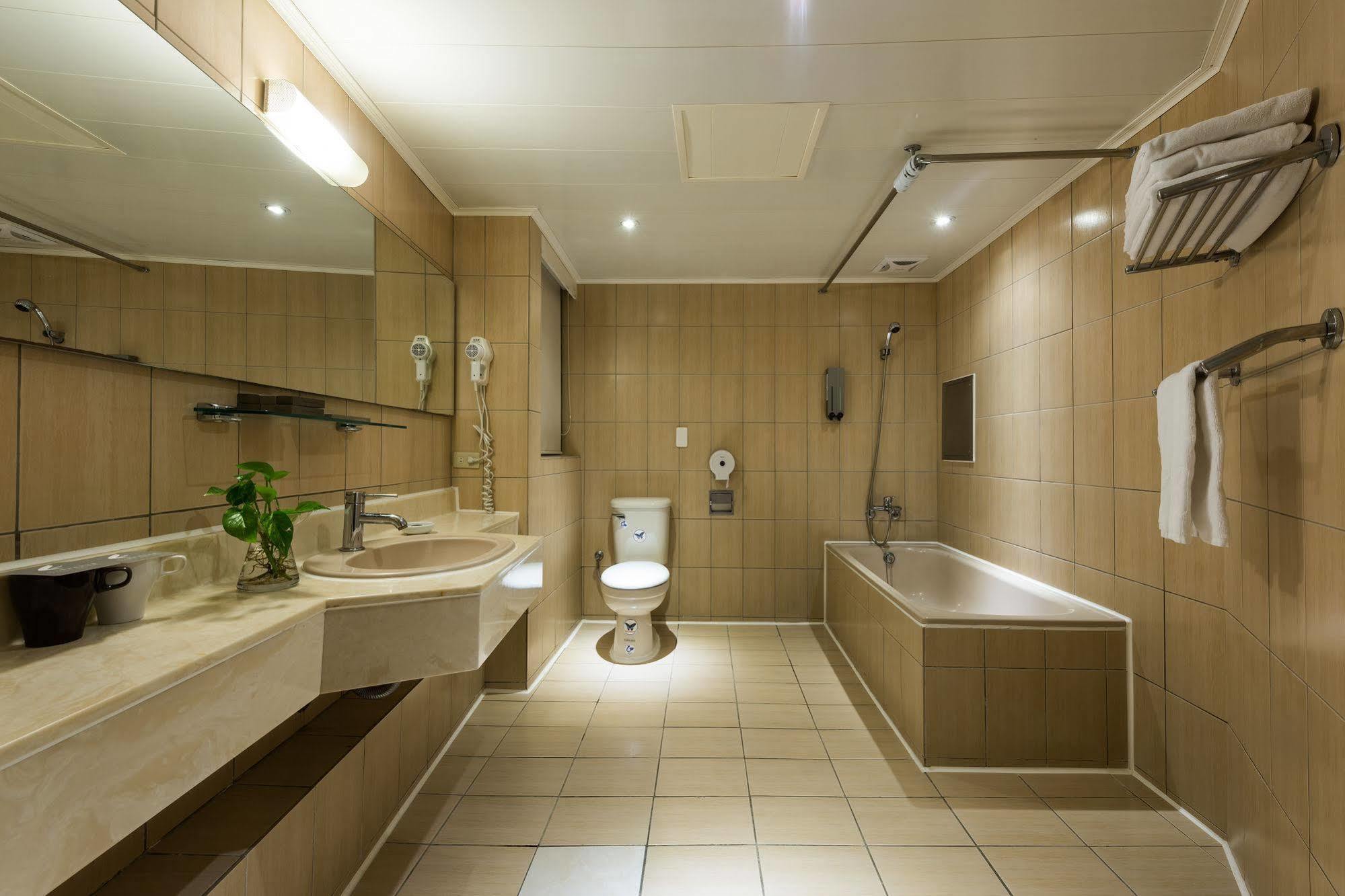 Forward Suites Ⅰ Taipé Exterior foto